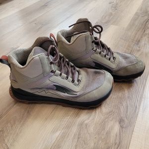 Men's Altra Lone Peak Hiking Boots